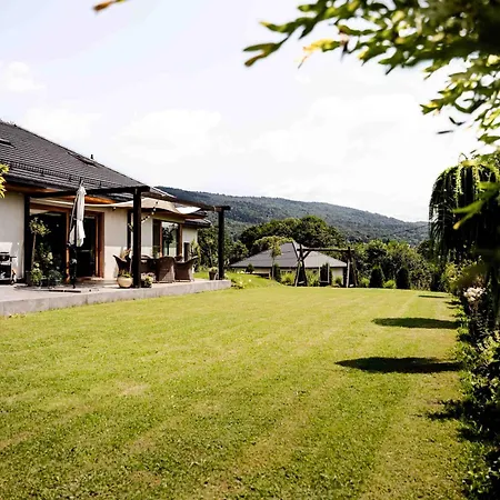 Na Szczycie Konopi Villa *