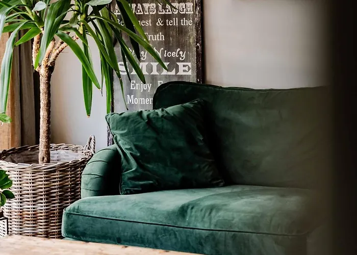 Villa Na Szczycie Konopi *